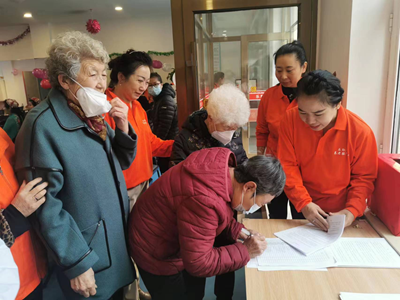 洮北区日升社区乐聆居家养老服务中心“靓丽女人节，巾帼半边天”