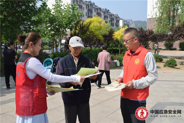 河北迁西：深入社区