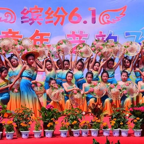 六一暖心!金大洋爱心捐赠,点亮乡村童梦之光(图5) 六一暖心!金大洋爱心捐赠,点亮乡村童梦之光(图5)