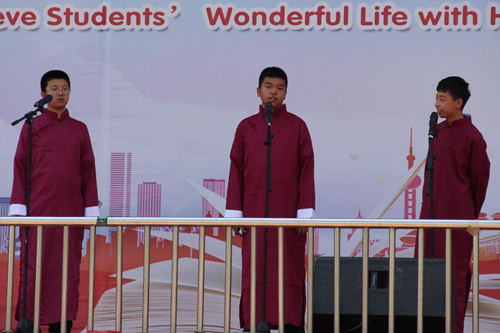 盘锦弘毅中学举行8周年校庆暨校园文化艺术节活动(图5) 盘锦弘毅中学举行8周年校庆暨校园文化艺术节活动(图5)