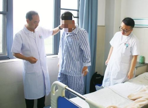 仁心妙手铸医魂 真情守护暖渭北——富平朱老二骨伤医院关节科获12345平台实名表扬背后的匠心与温度(图2) 仁心妙手铸医魂 真情守护暖渭北——富平朱老二骨伤医院关节科获12345平台实名表扬背后的匠心与温度(图2)
