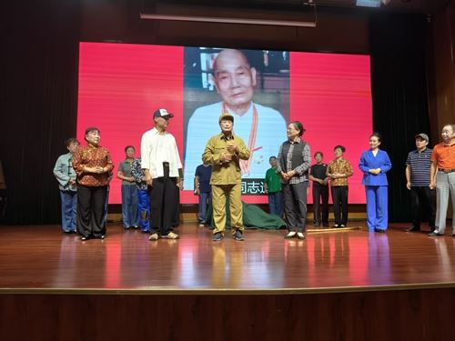 ​蕲春县红色文化和新四军历史研究会组织上演《山洞之约》红色情景剧(图4)