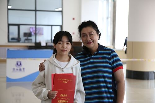 十年爱心浇灌梦想花开 国星善举照亮求学新程 (图4) 十年爱心浇灌梦想花开 国星善举照亮求学新程 (图4)