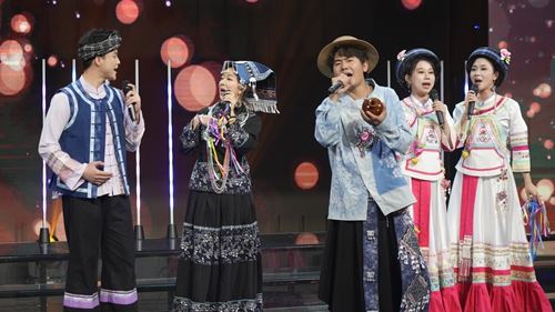 布依族音乐人龙智祥参加《新歌来啦》录制(图4)