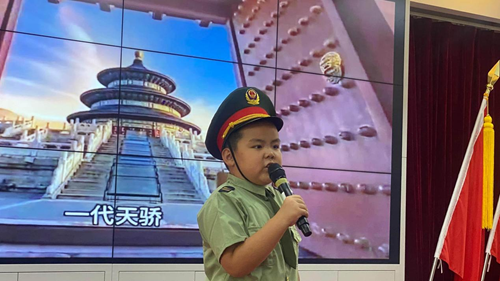 旗帜小记者走进安立军休所:以青春之声致敬建军伟业 用红色实践传承初心使命(图4) 旗帜小记者走进安立军休所:以青春之声致敬建军伟业 用红色实践传承初心使命(图4)