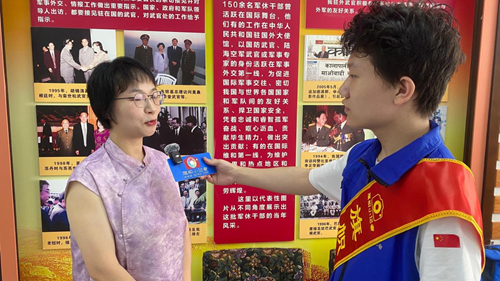 旗帜小记者走进安立军休所:以青春之声致敬建军伟业 用红色实践传承初心使命(图12) 旗帜小记者走进安立军休所:以青春之声致敬建军伟业 用红色实践传承初心使命(图12)