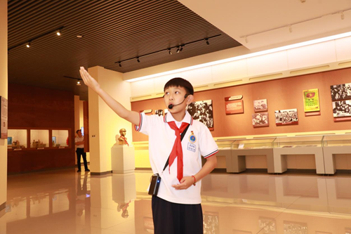 营口 “雷锋式好少年” 周垣锦：你的美丽就像一束光(图1)