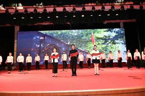 吉林省四平市铁东区2025年纪念抗日战争胜利80周年文艺汇演圆满闭幕(图4) 吉林省四平市铁东区2025年纪念抗日战争胜利80周年文艺汇演圆满闭幕(图4)
