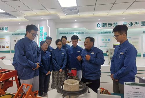 躬耕岁月铸荣光 劳模精神照征程——牛德成事迹(图8) 躬耕岁月铸荣光 劳模精神照征程——牛德成事迹(图8)