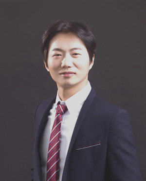 丝铸牢中华民族命运共同体意识,构建人类命运共同体——艺术名家王泓君访谈实录(图6) 丝铸牢中华民族命运共同体意识,构建人类命运共同体——艺术名家王泓君访谈实录(图6)