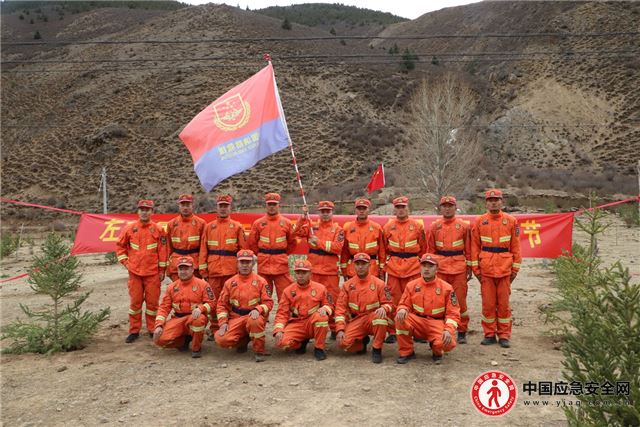 守护高原生态 筑牢绿色屏障 —