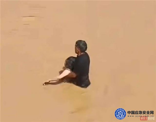 11173174926704439_30.jpg